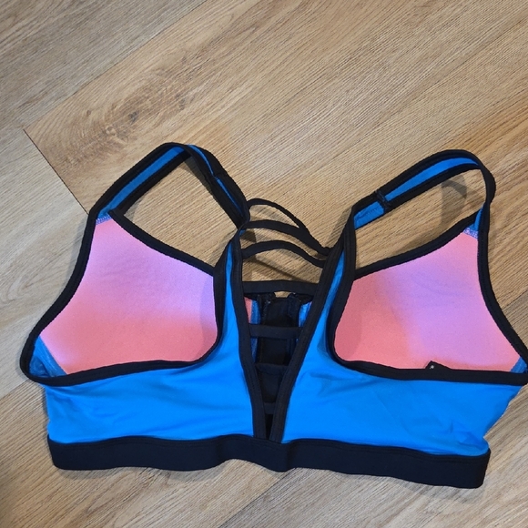 PINK Victoria's Secret Vibrant Blue and Black Sports Bra - Picture 3 of 4
